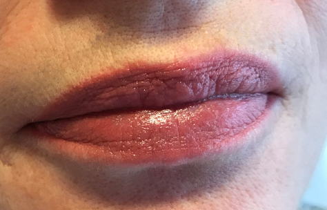 Перманентный макияж губ с растушевкой фотография